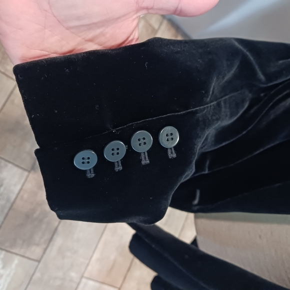 VINTAGE Emanuel Ungaro Womens Blazer 10/44 Black Velour Formal Rayon Old Money - Picture 4 of 8